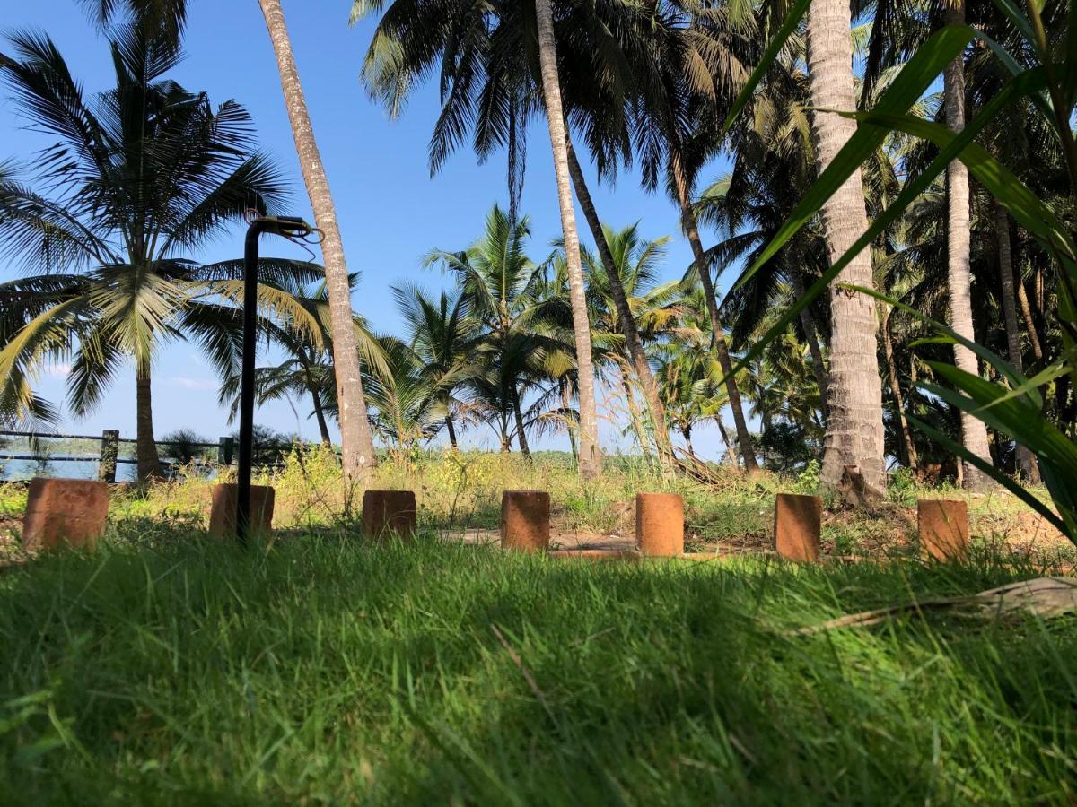 Candlehut Homestay Nileshwar Exterior photo