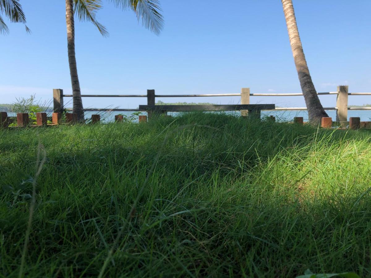 Candlehut Homestay Nileshwar Exterior photo