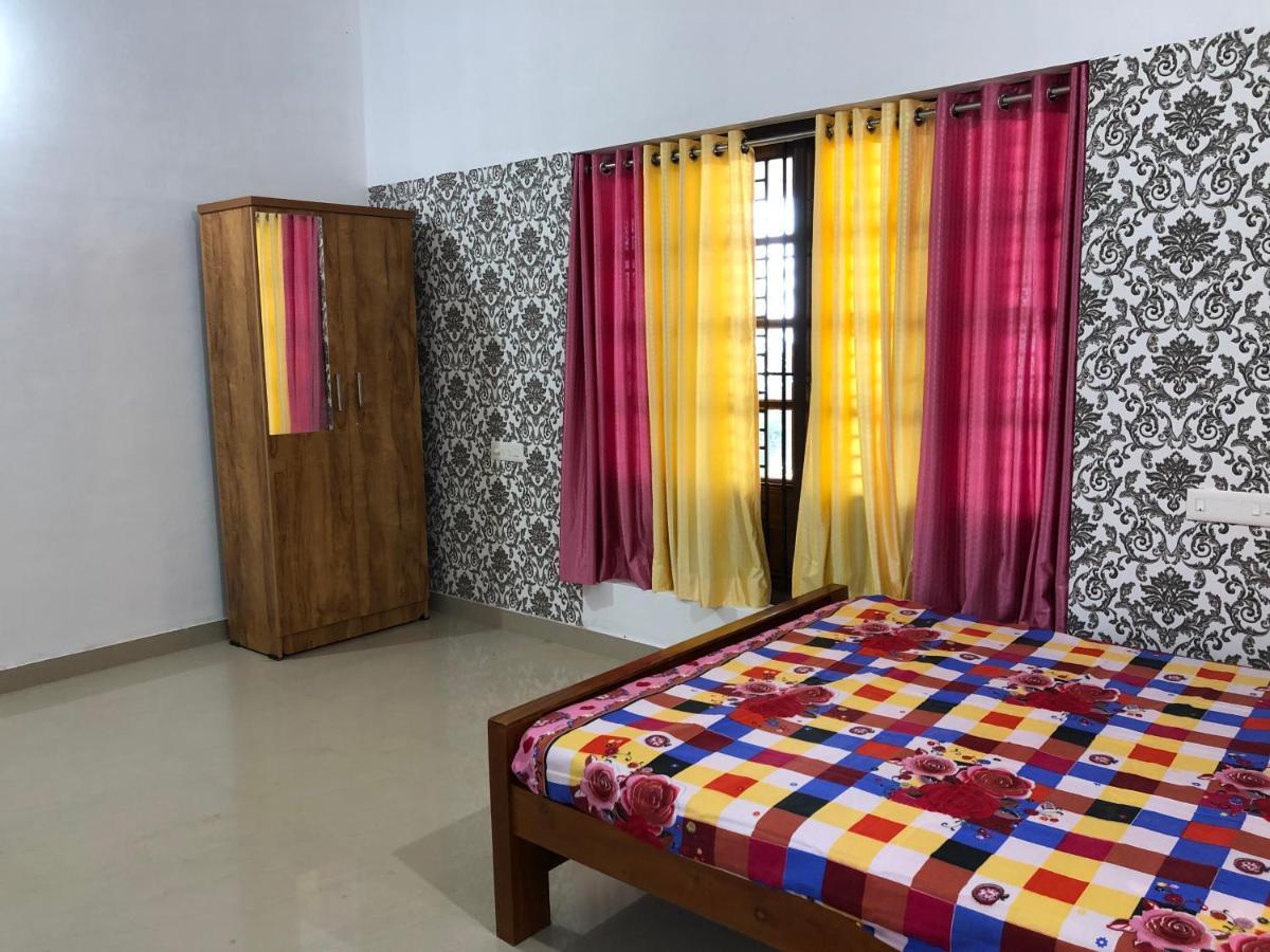 Candlehut Homestay Nileshwar Exterior photo